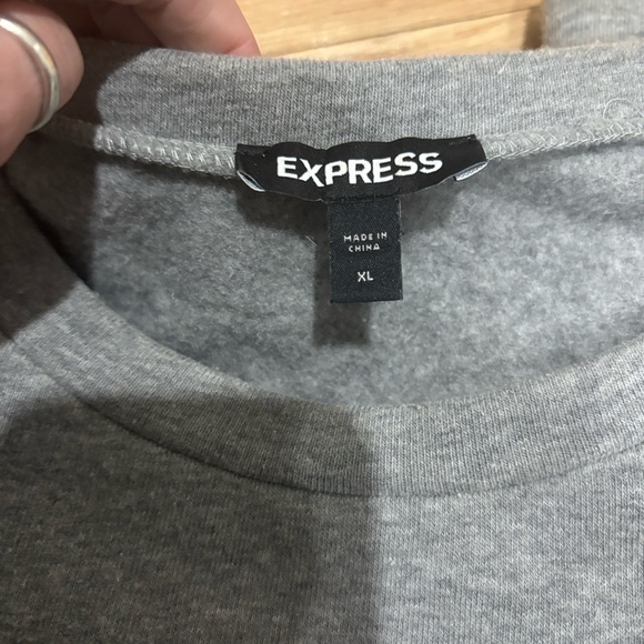 Express Sweater - Picture 3 of 5